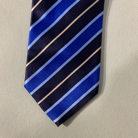 Burberry Blue Stripe standard tie - Picture 3 of 4